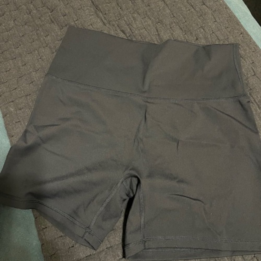 Aerie 5" Inseam High Rise Bike Short - Black XL